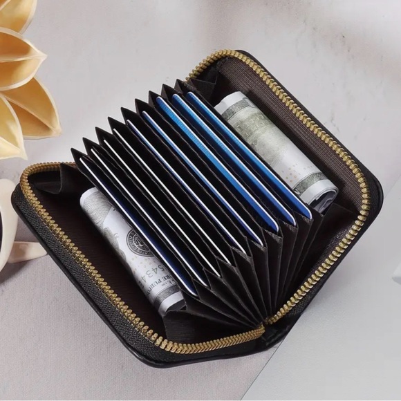 New Muave Mama Wallet - Picture 3 of 4